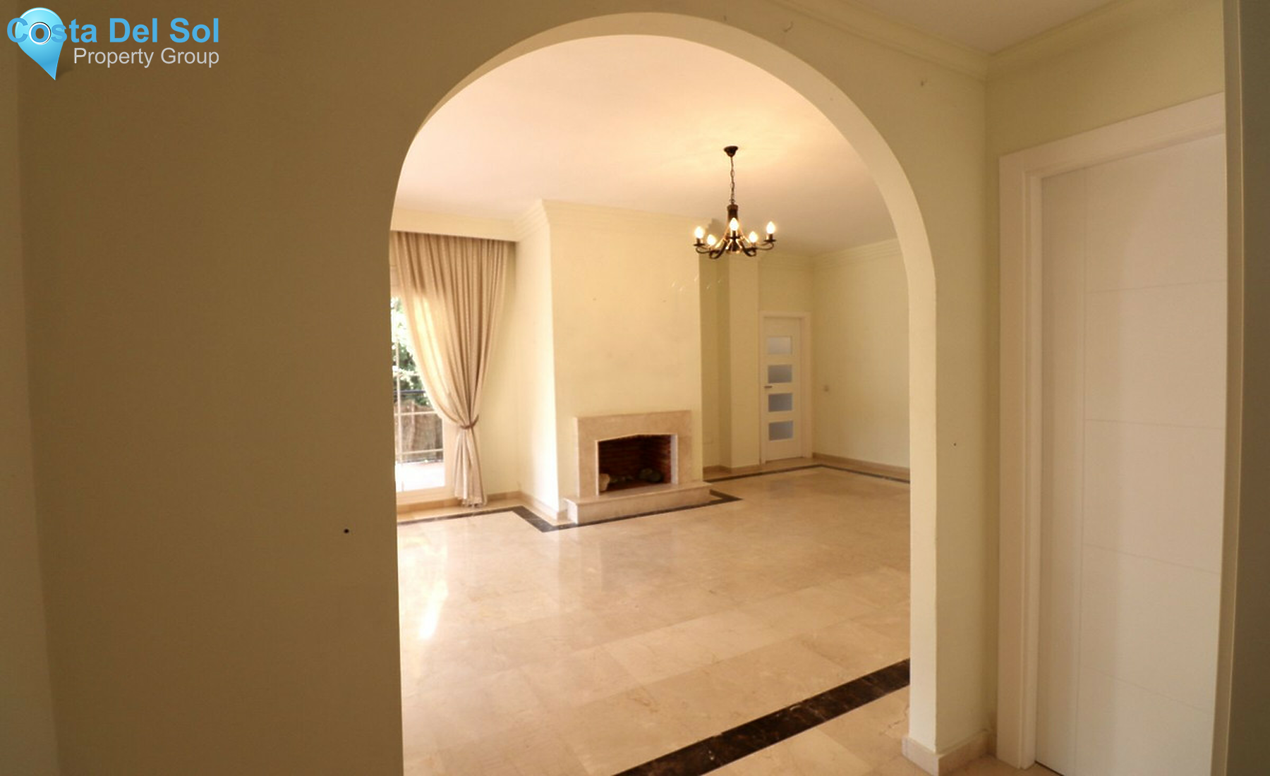 Middle Floor Apartment in Nueva Andalucía-1457019