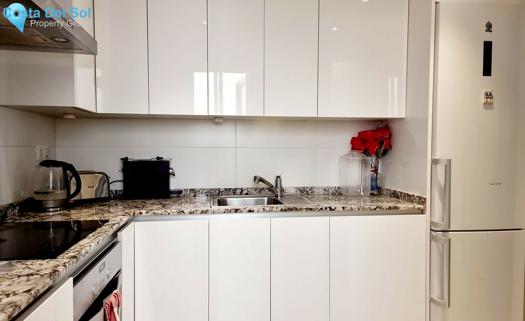 Middle Floor Apartment in Nueva Andalucía-1460744