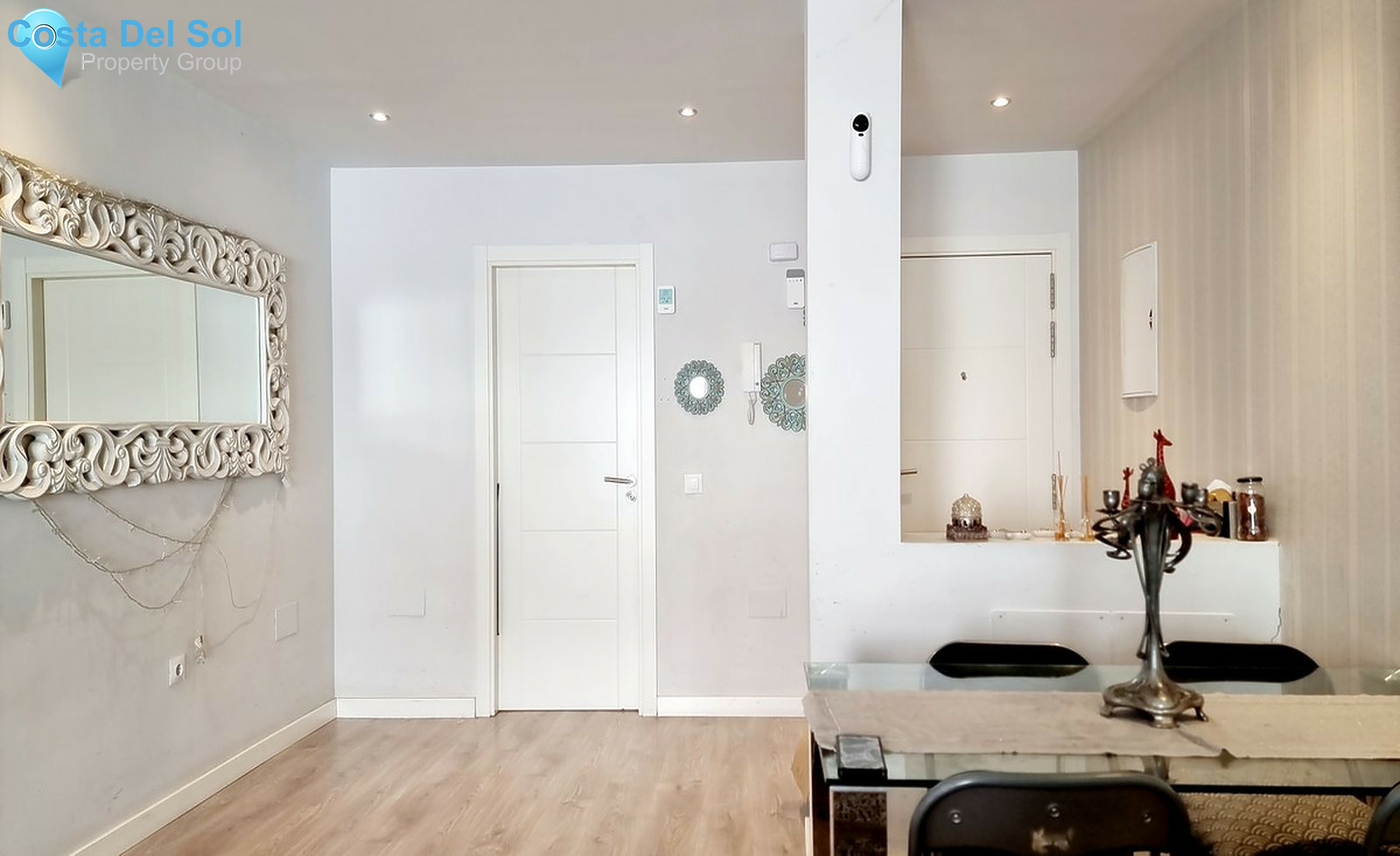 Middle Floor Apartment in Nueva Andalucía-1460747