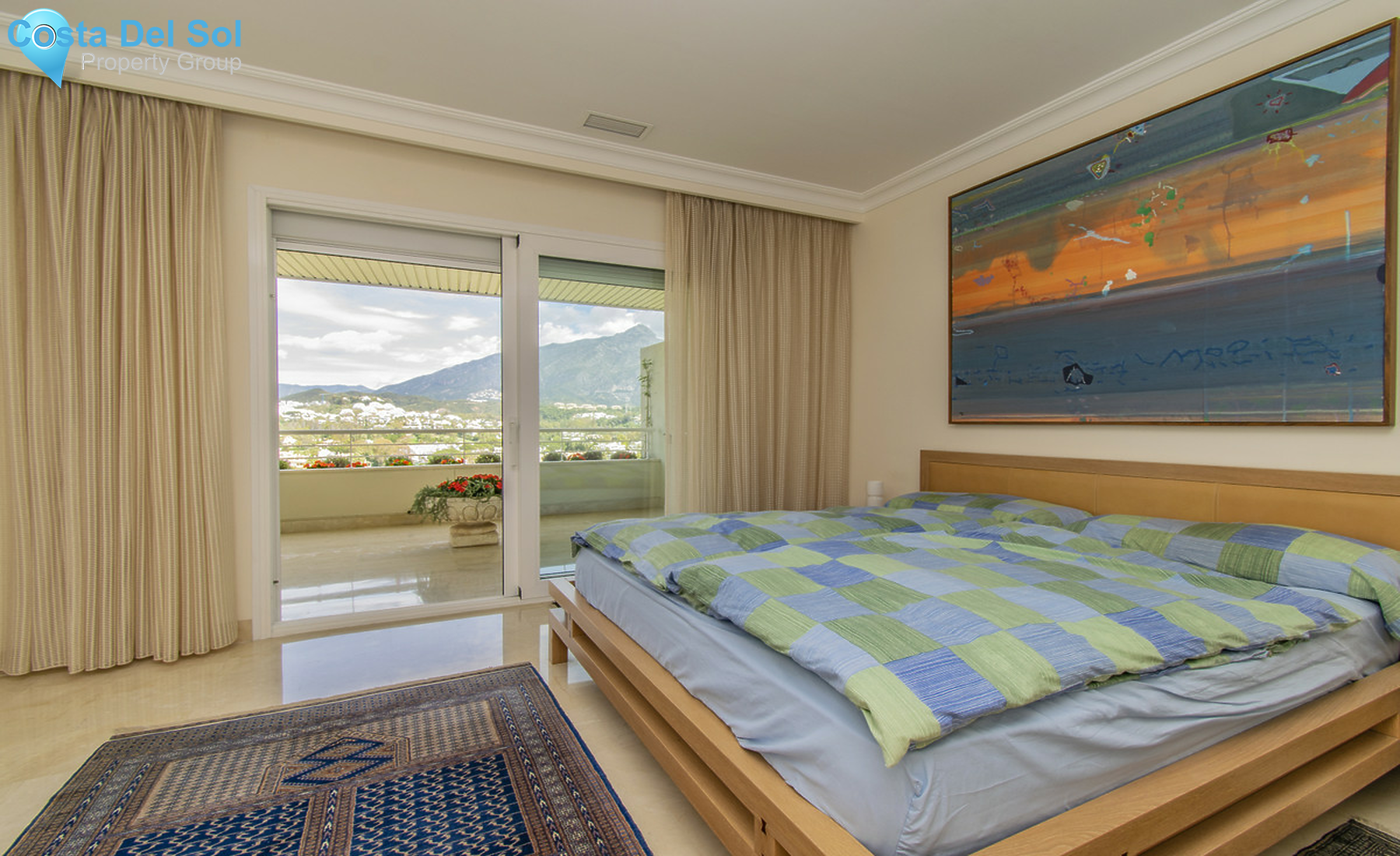 Middle Floor Apartment in Nueva Andalucía-1461500