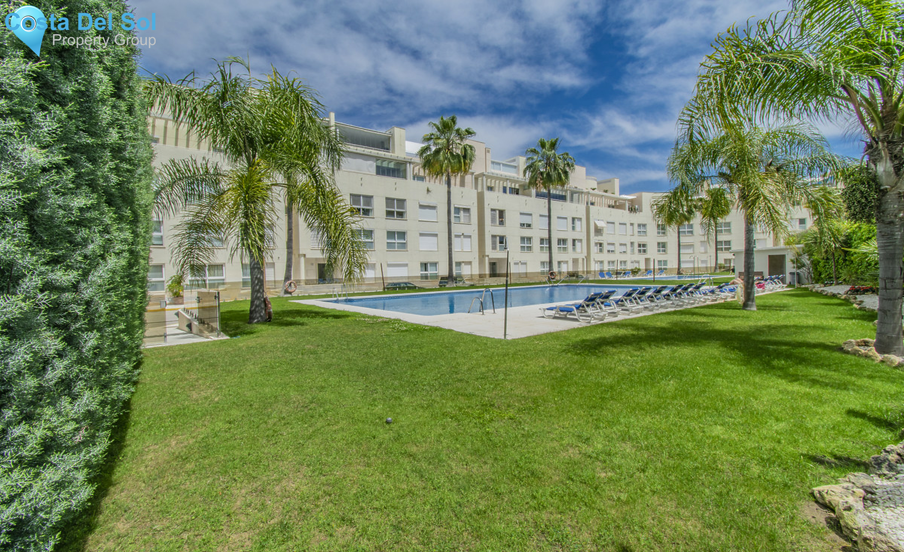 Middle Floor Apartment in Nueva Andalucía-1461494