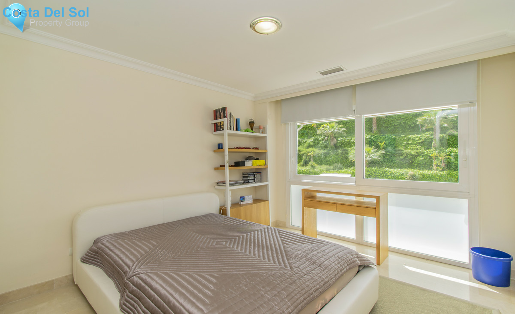 Middle Floor Apartment in Nueva Andalucía-1461499