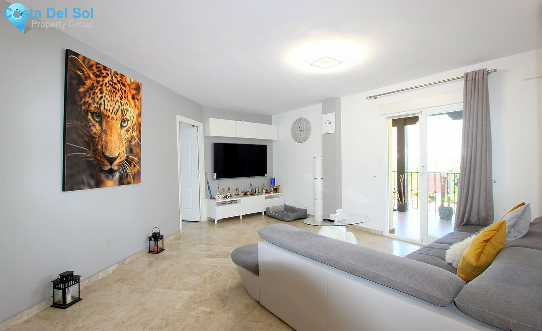 Middle Floor Apartment in Nueva Andalucía-1462746