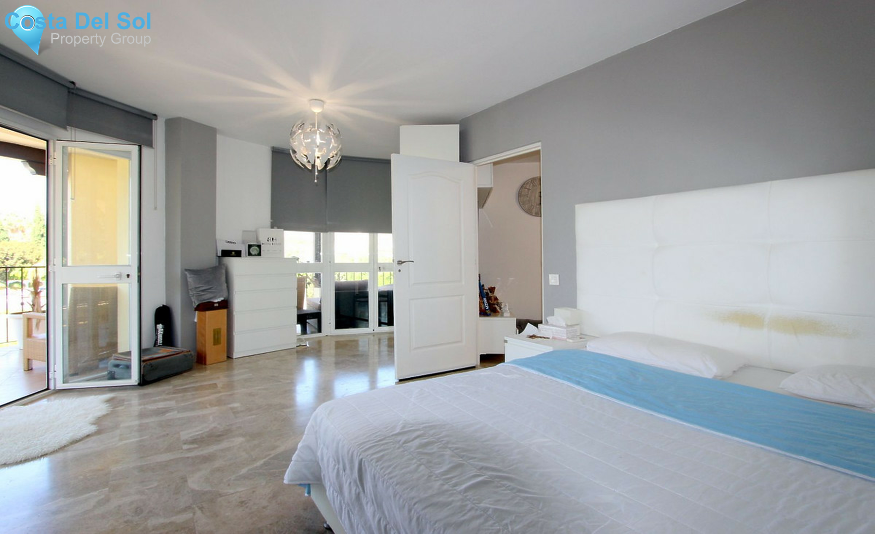 Middle Floor Apartment in Nueva Andalucía-1462747