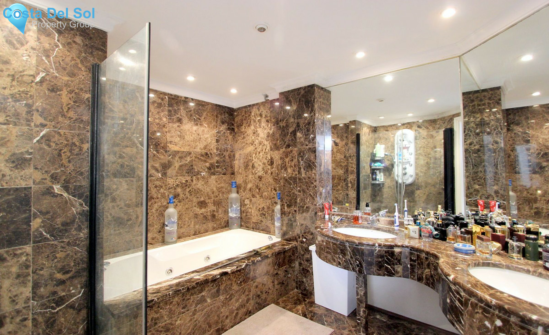 Middle Floor Apartment in Nueva Andalucía-1462748