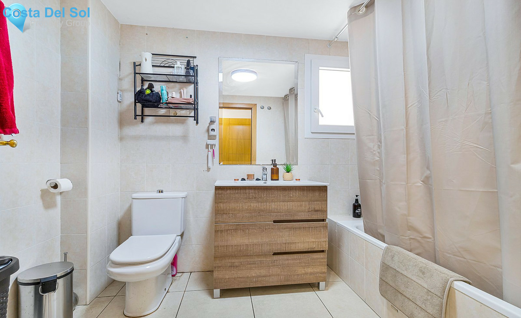 Middle Floor Apartment in Nueva Andalucía-1500541
