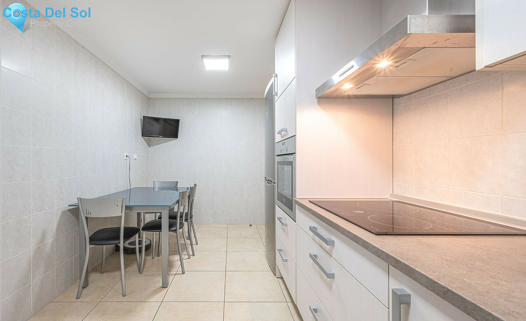 Middle Floor Apartment in Nueva Andalucía-1501397