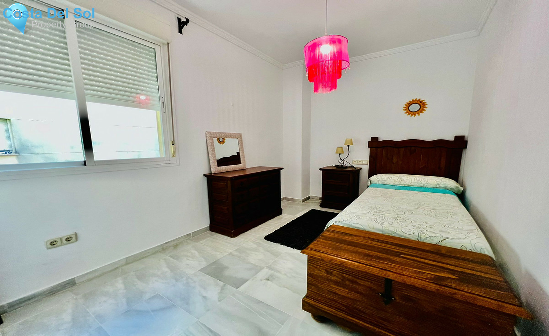 Middle Floor Apartment in Nueva Andalucía-1501914