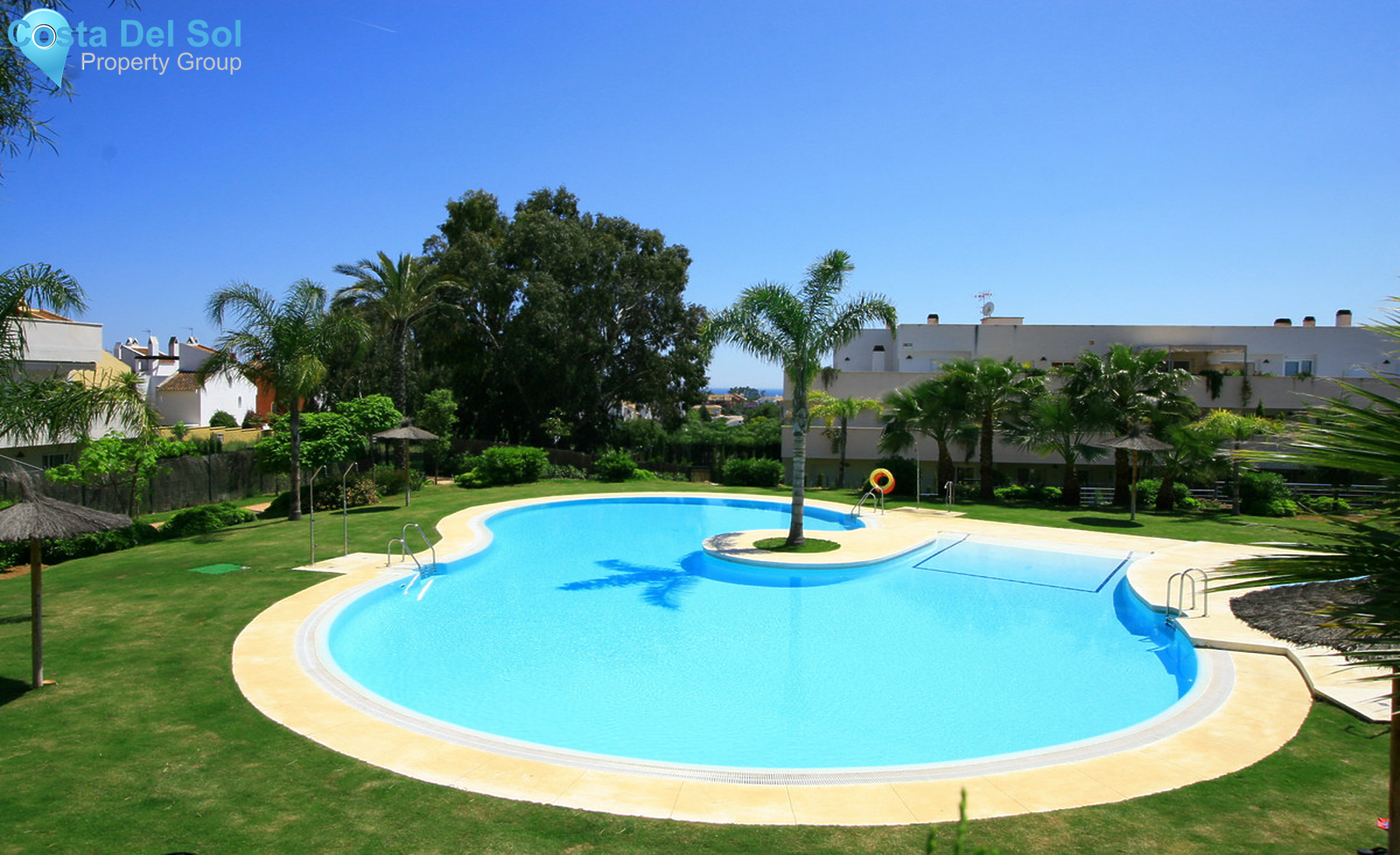 Middle Floor Apartment in Nueva Andalucía-1502956