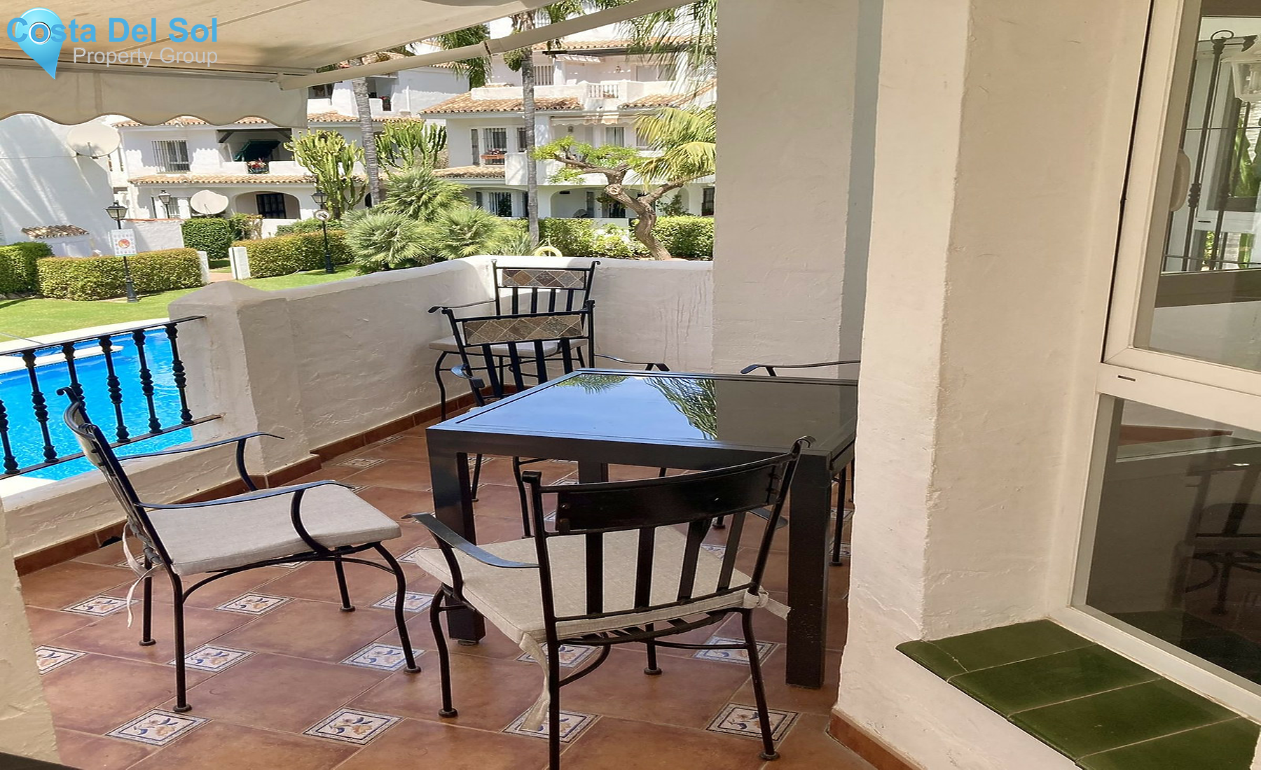 Middle Floor Apartment in Nueva Andalucía-1509299