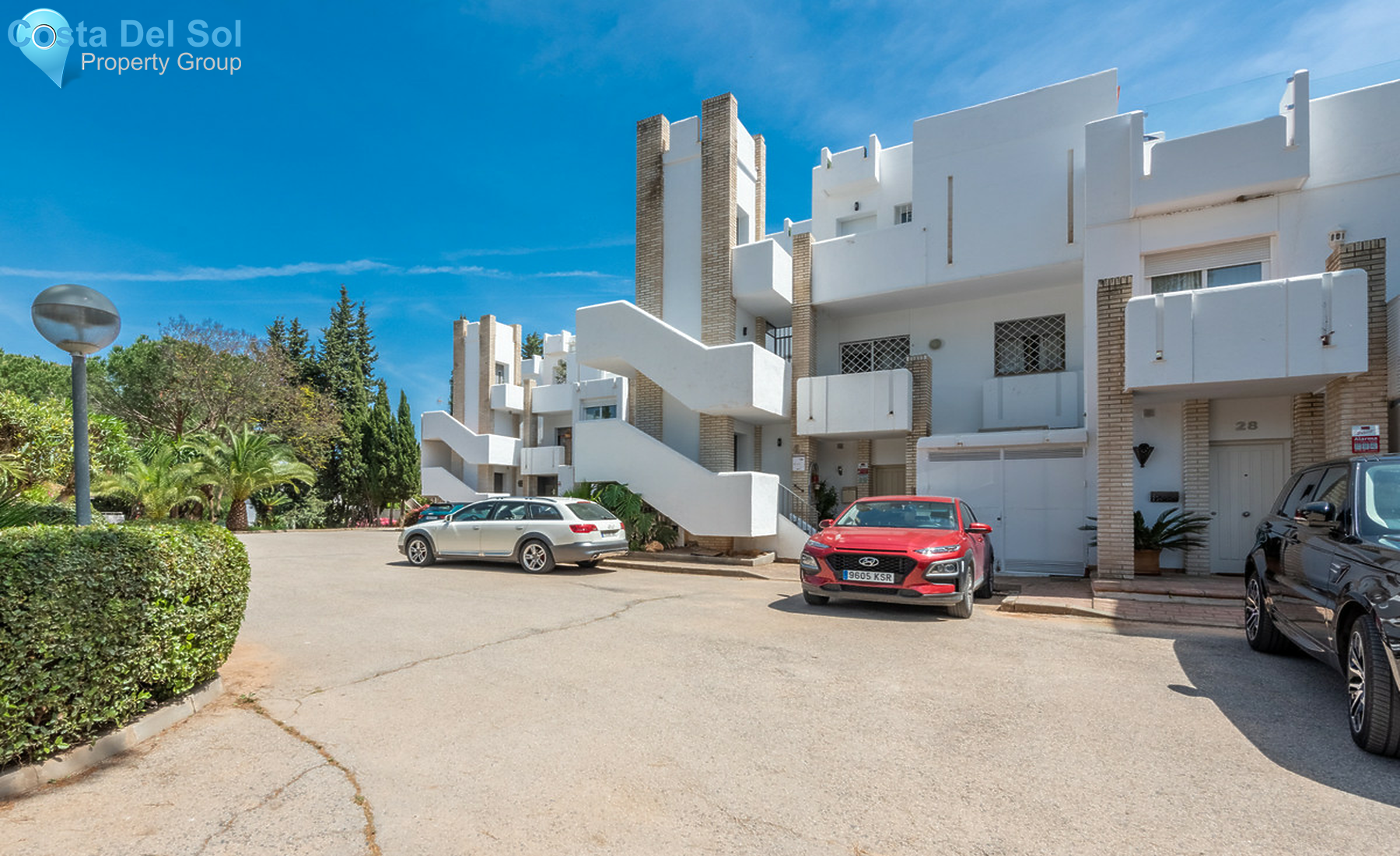 Middle Floor Apartment in Nueva Andalucía