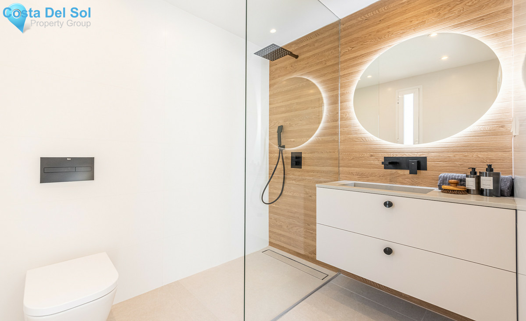 Middle Floor Apartment in Nueva Andalucía-1510503