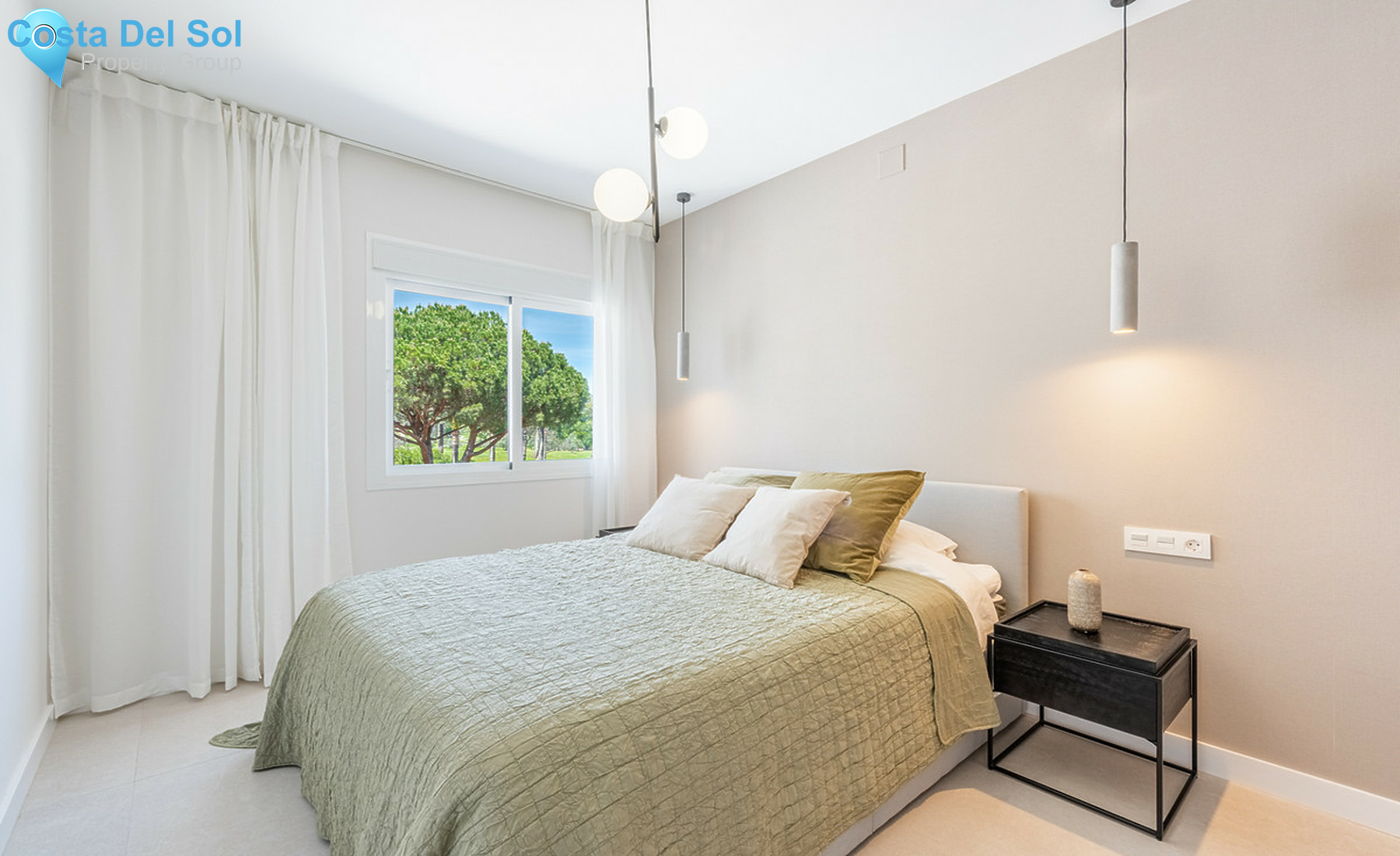 Middle Floor Apartment in Nueva Andalucía-1510505