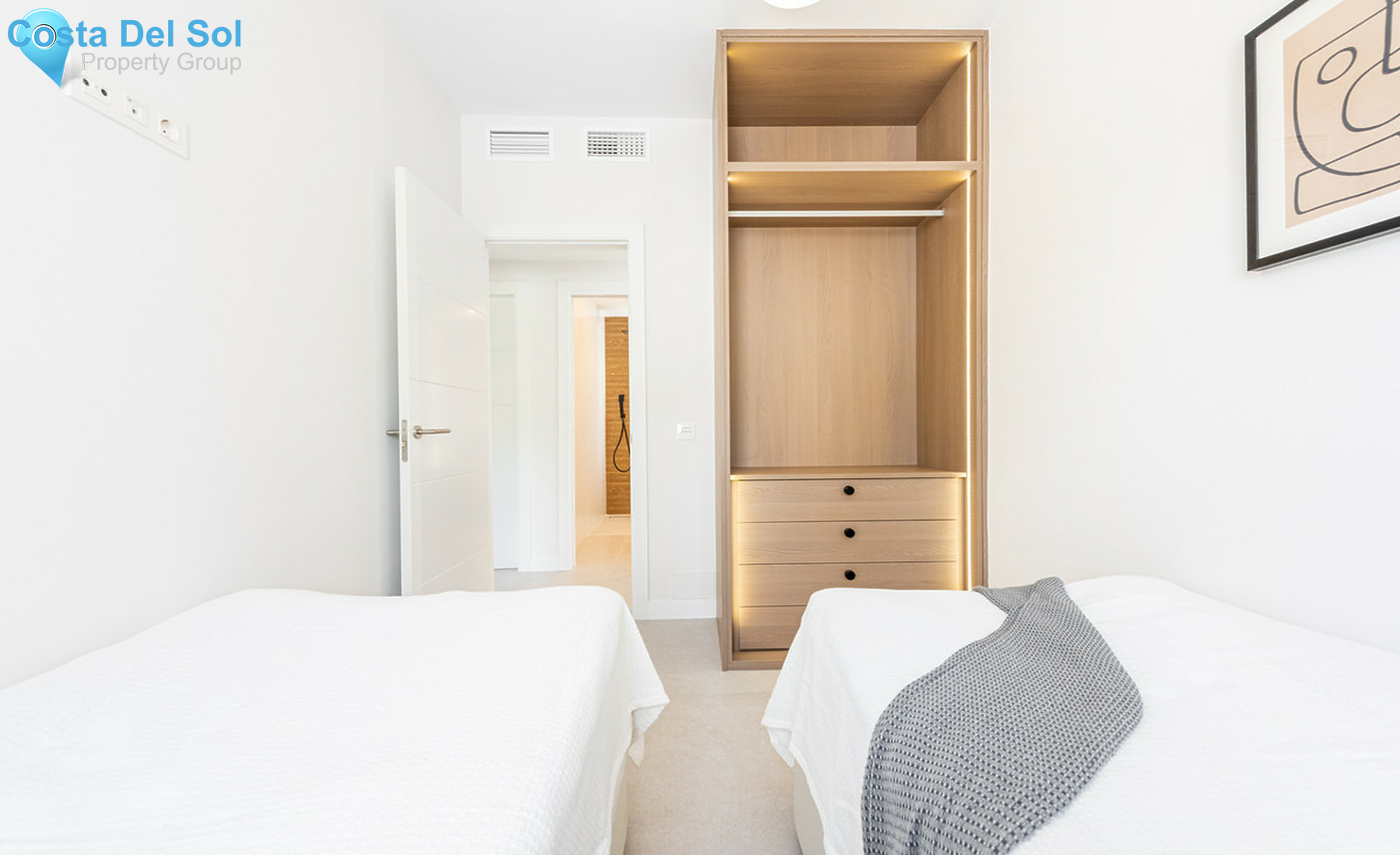Middle Floor Apartment in Nueva Andalucía-1510509