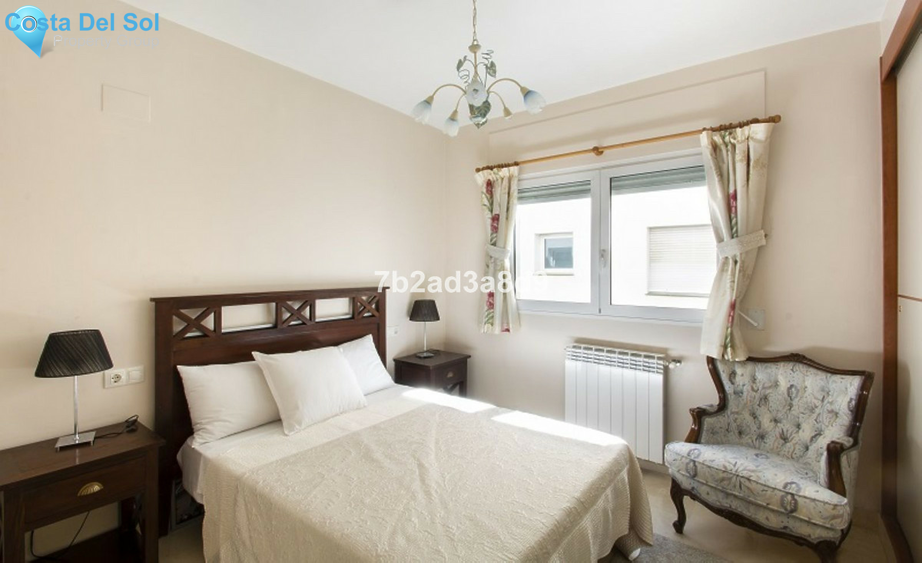 Middle Floor Apartment in Nueva Andalucía-1521797