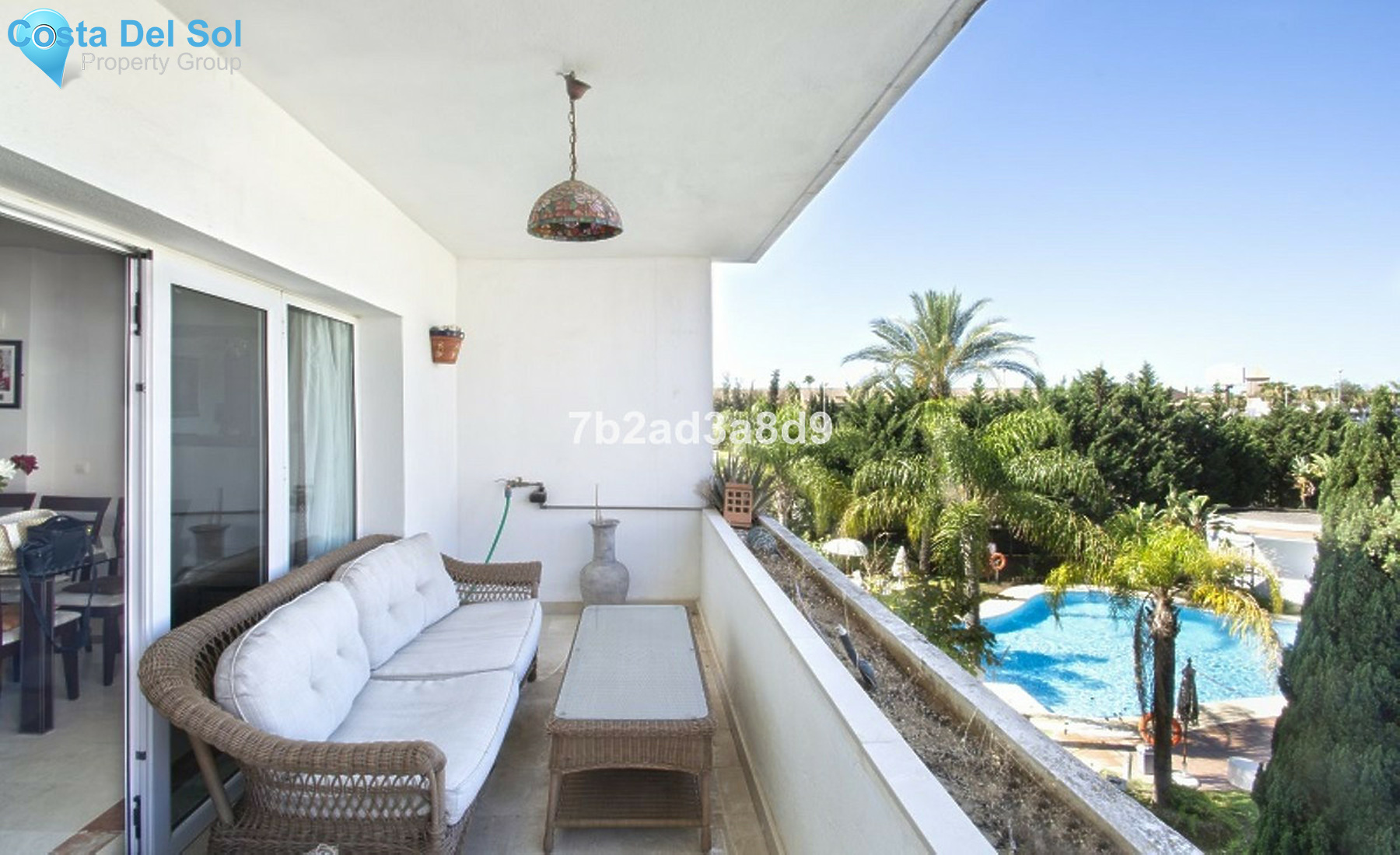 Middle Floor Apartment in Nueva Andalucía-1521783
