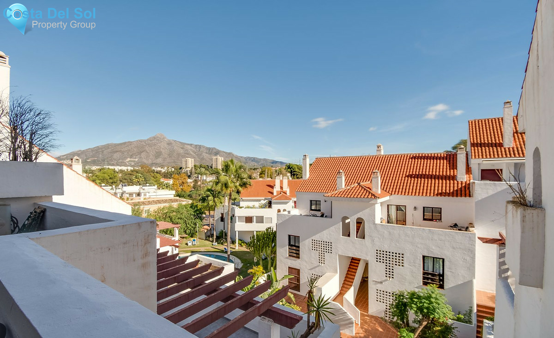 Middle Floor Apartment in Nueva Andalucía-1526010