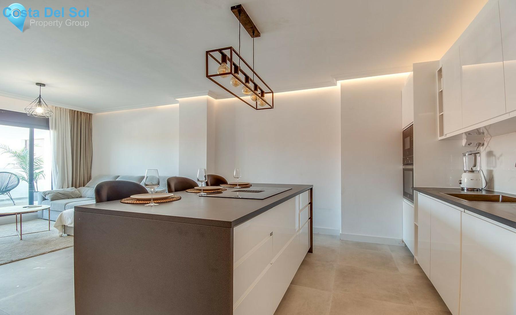 Middle Floor Apartment in Nueva Andalucía-1526005