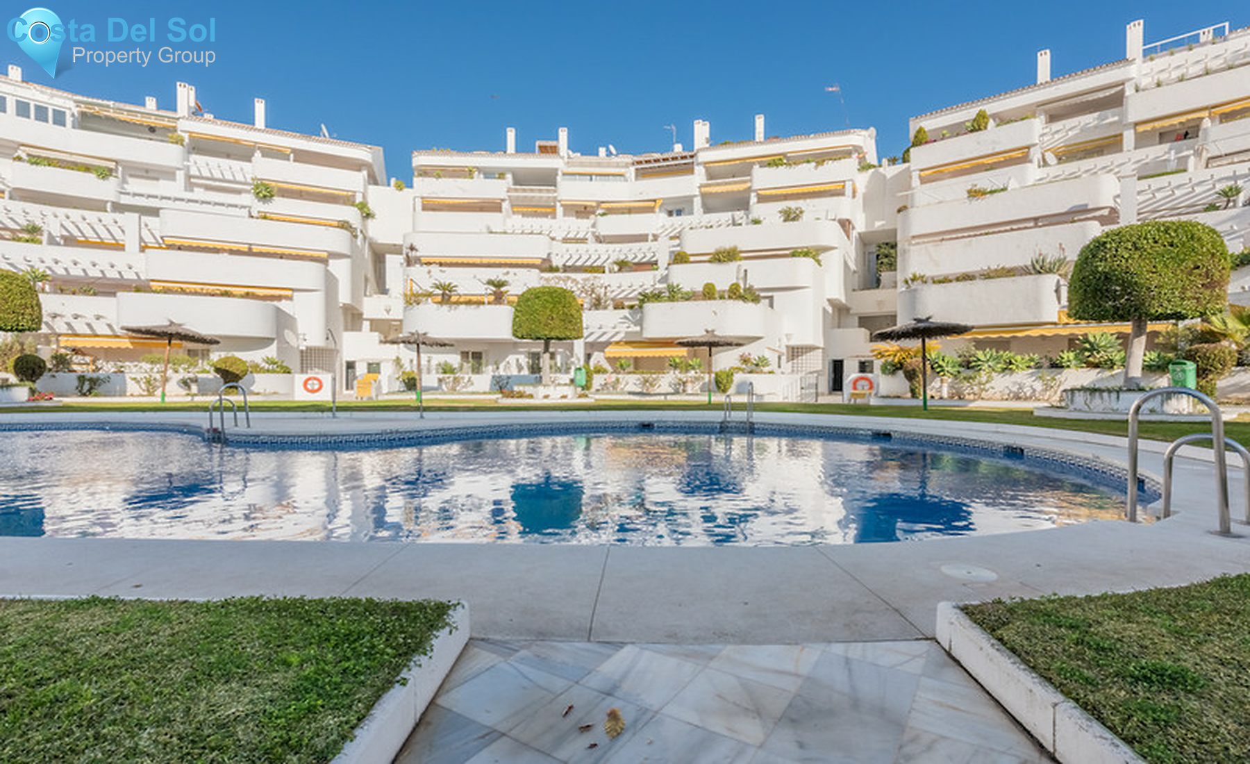 Middle Floor Apartment in Nueva Andalucía-1527046
