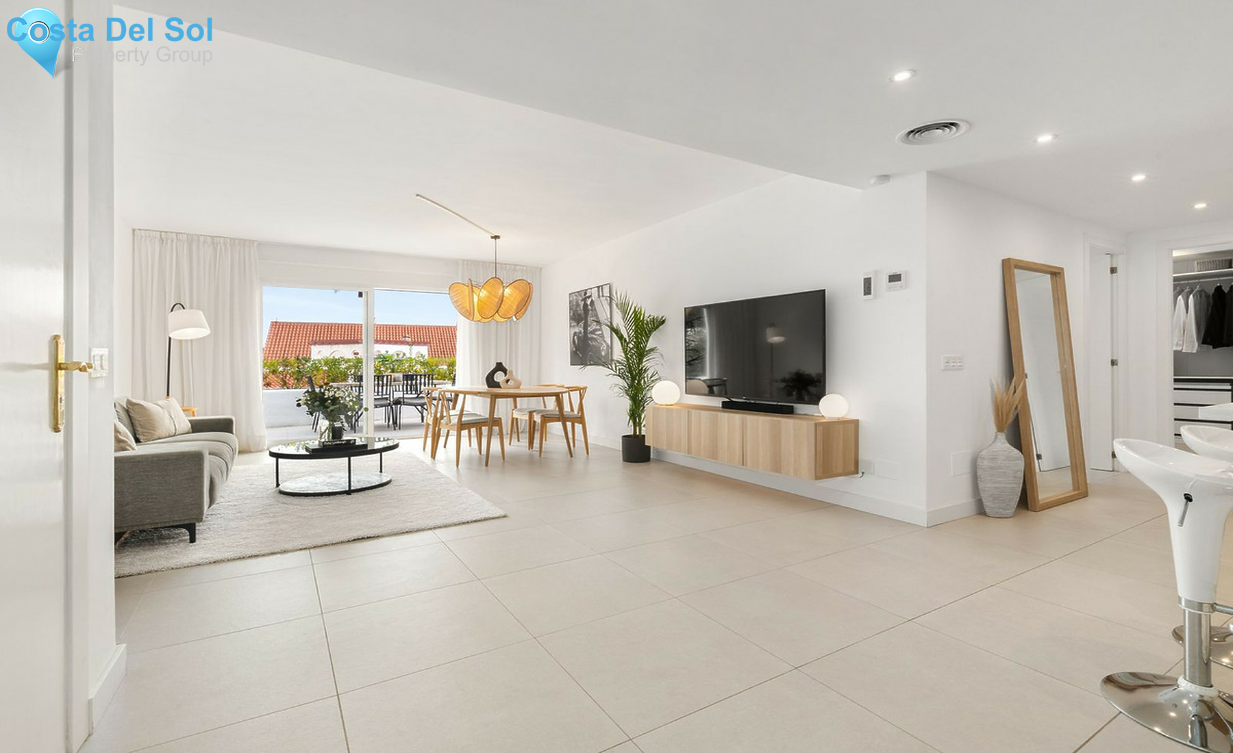 Middle Floor Apartment in Nueva Andalucía-1535759