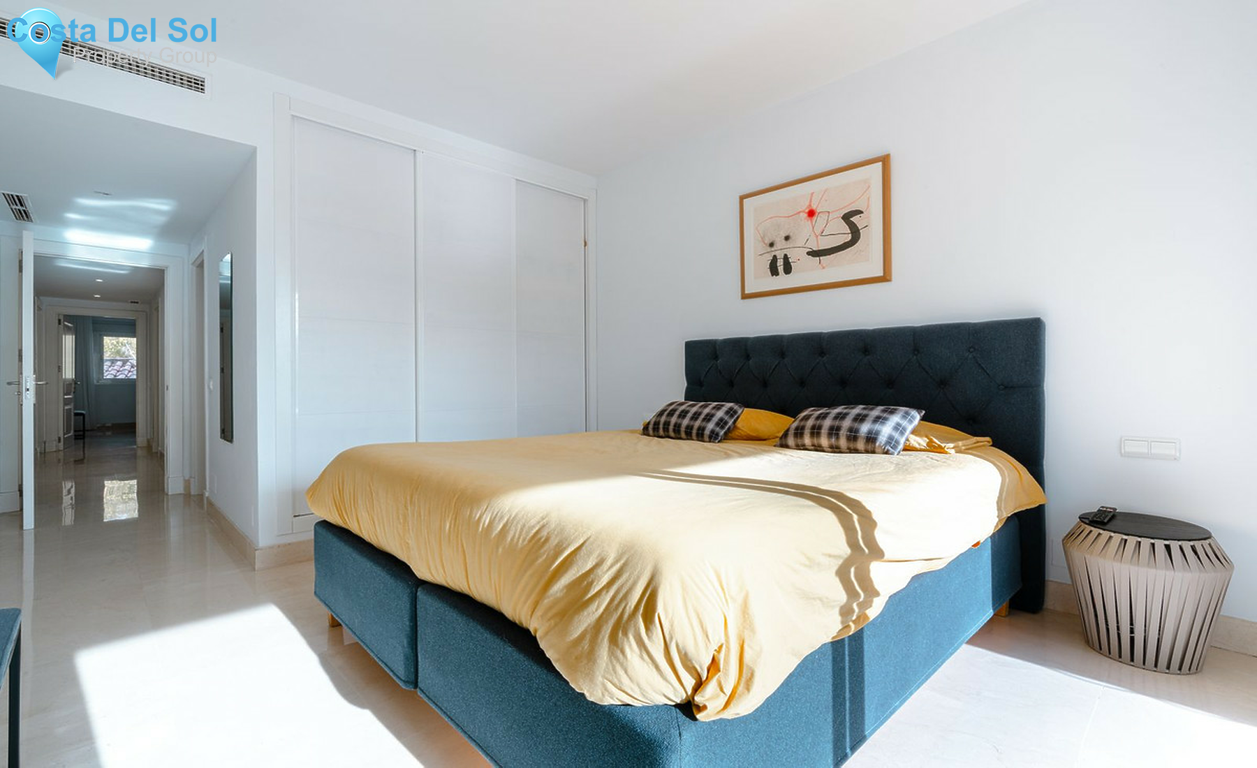 Middle Floor Apartment in Nueva Andalucía-1540897