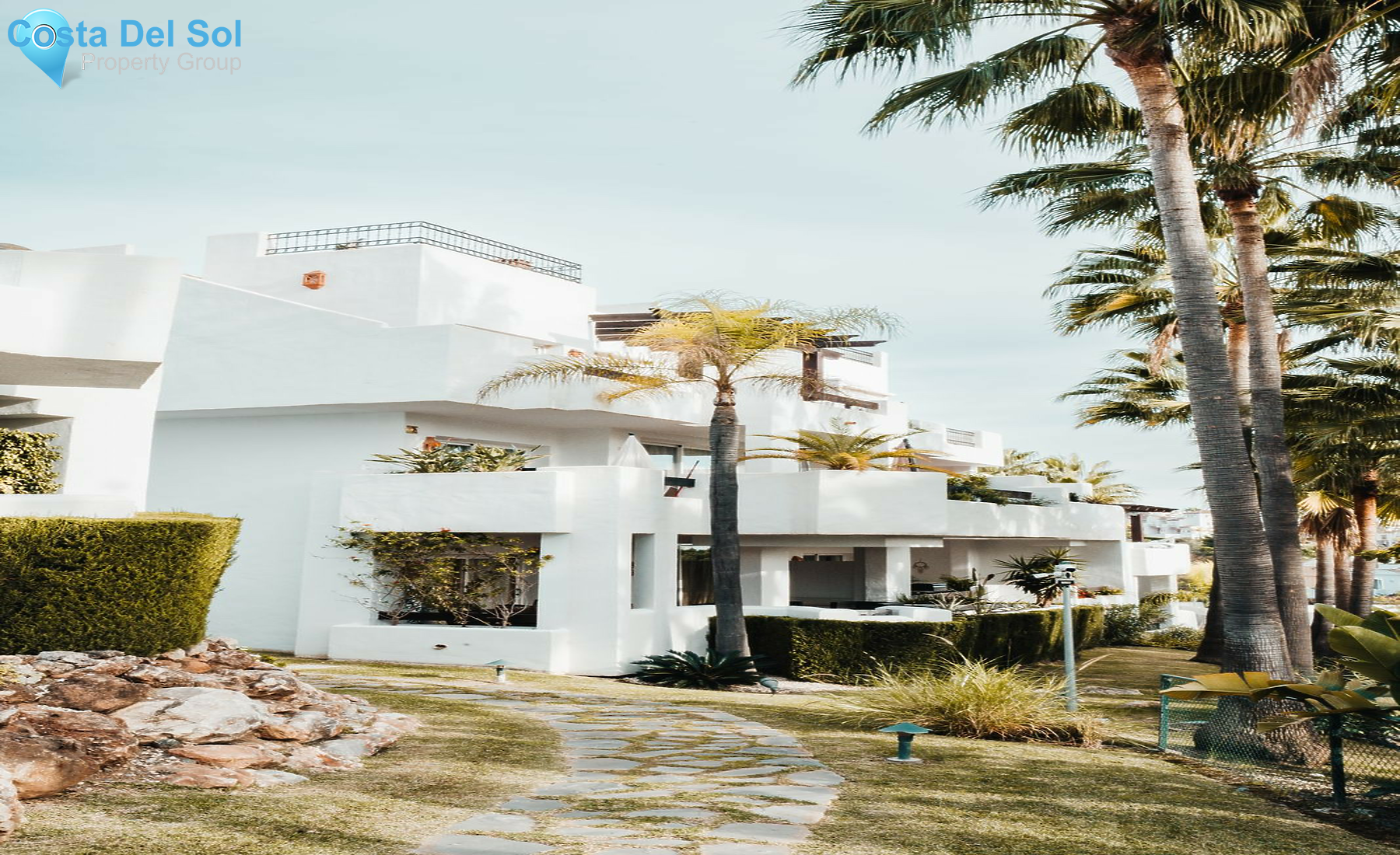 Middle Floor Apartment in Nueva Andalucía-1540886