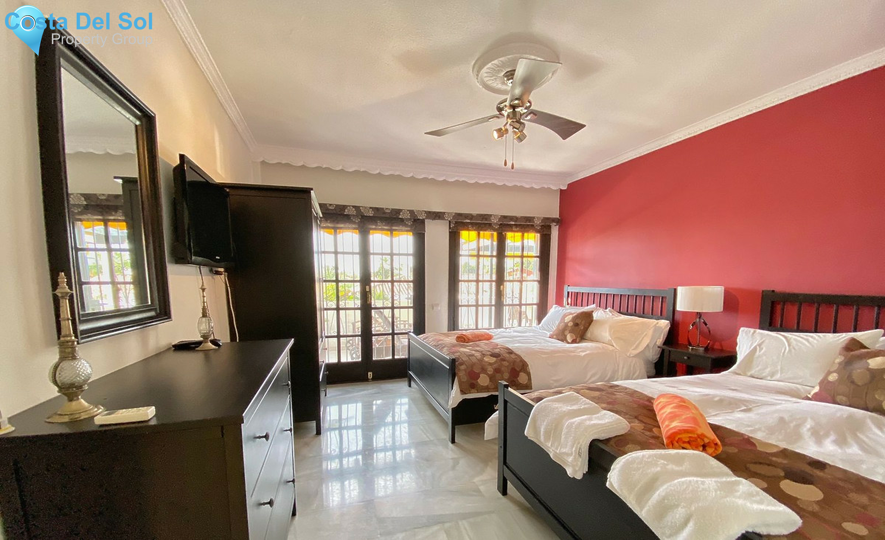 Middle Floor Apartment in Nueva Andalucía-1540957