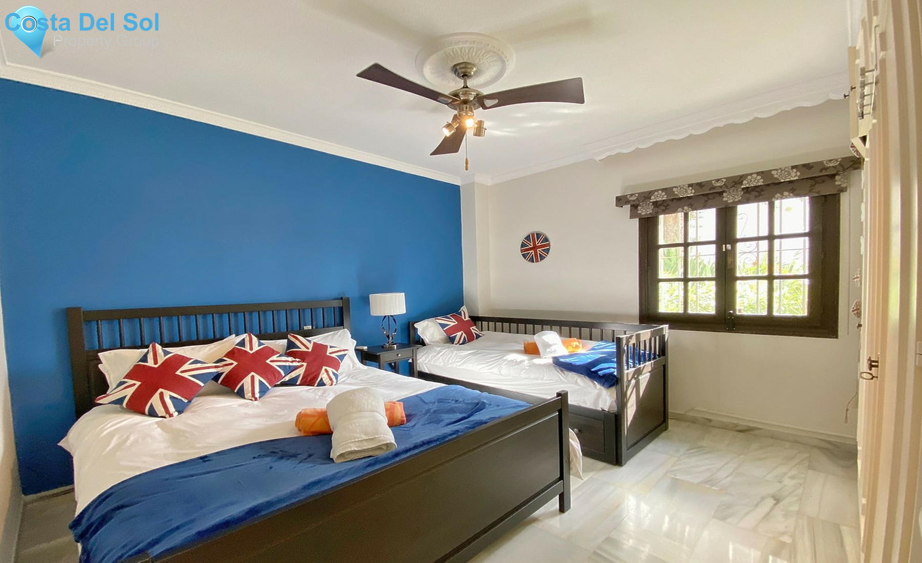 Middle Floor Apartment in Nueva Andalucía-1540960