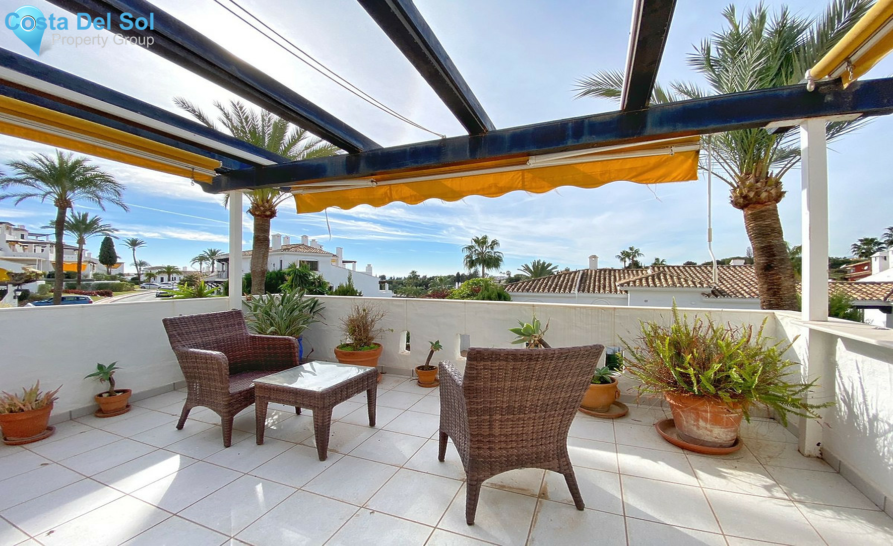 Middle Floor Apartment in Nueva Andalucía-1540950