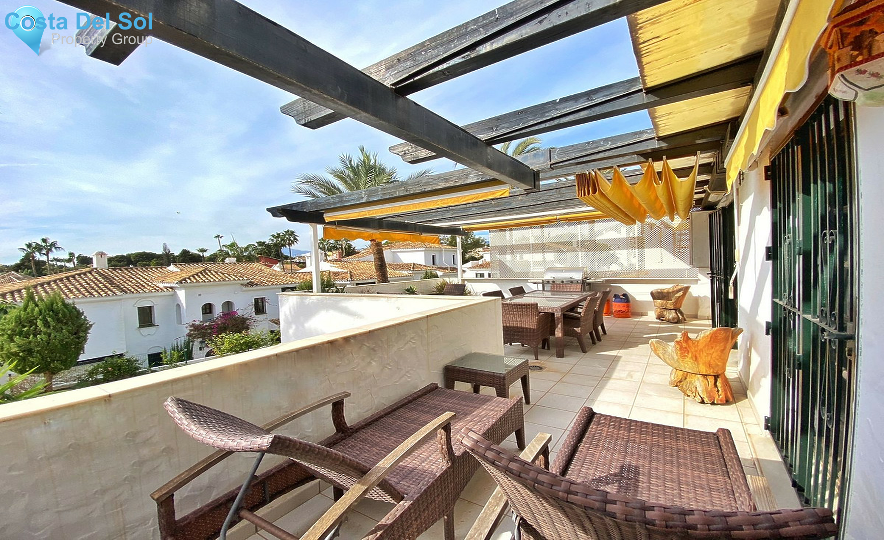 Middle Floor Apartment in Nueva Andalucía-1540951