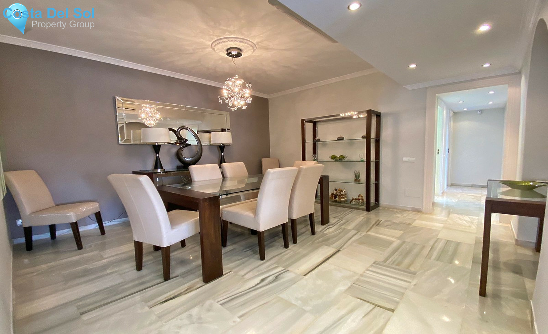 Middle Floor Apartment in Nueva Andalucía-1540955