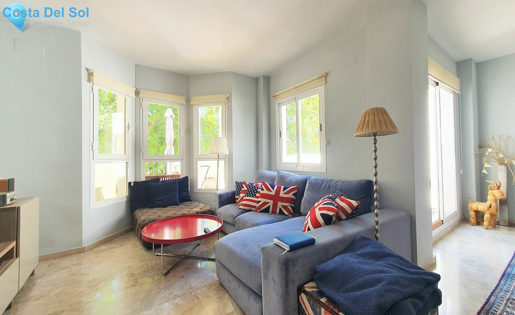 Middle Floor Apartment in Nueva Andalucía-1127002