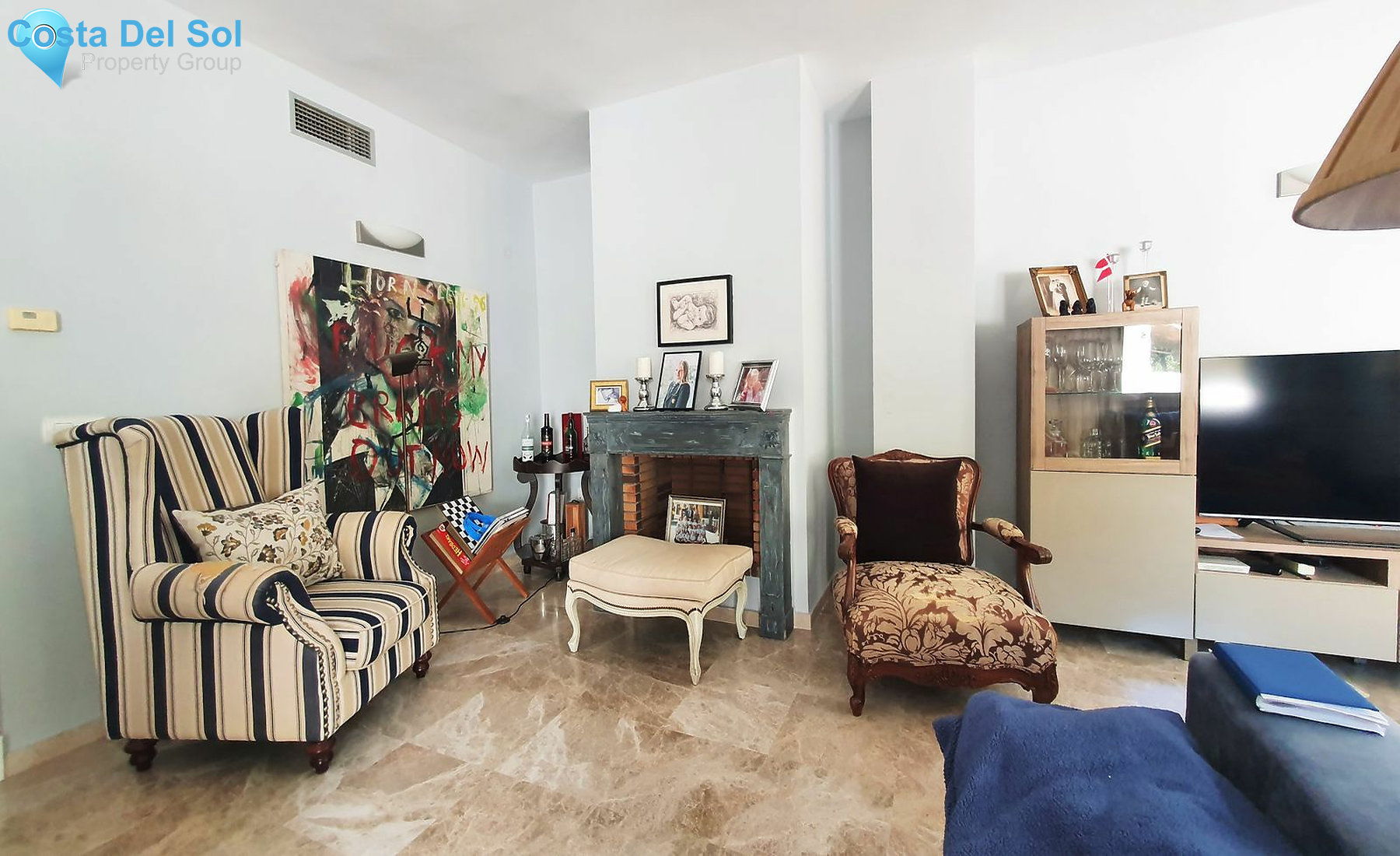 Middle Floor Apartment in Nueva Andalucía-1127003