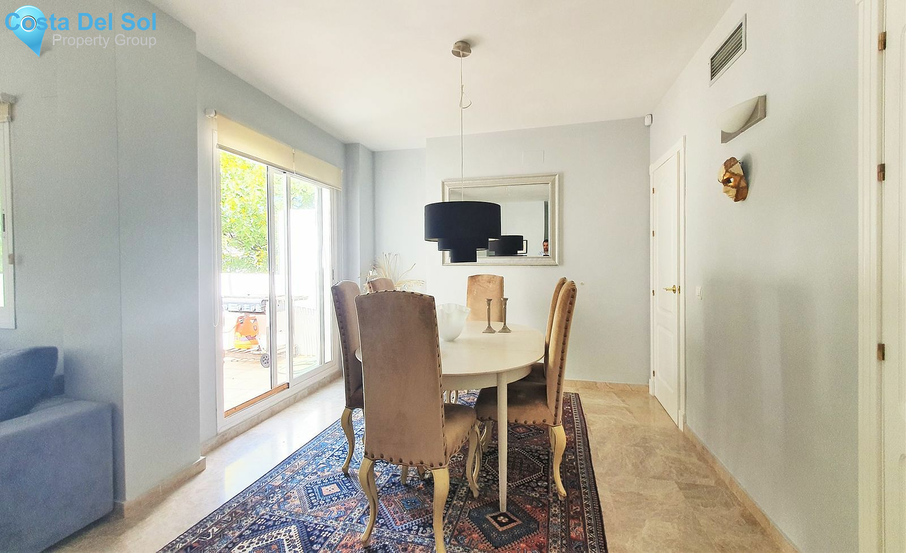 Middle Floor Apartment in Nueva Andalucía-1127006
