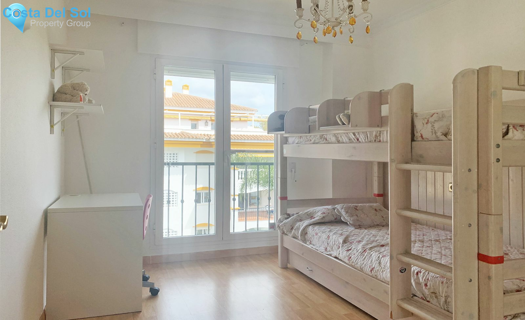 Middle Floor Apartment in Nueva Andalucía-1139097