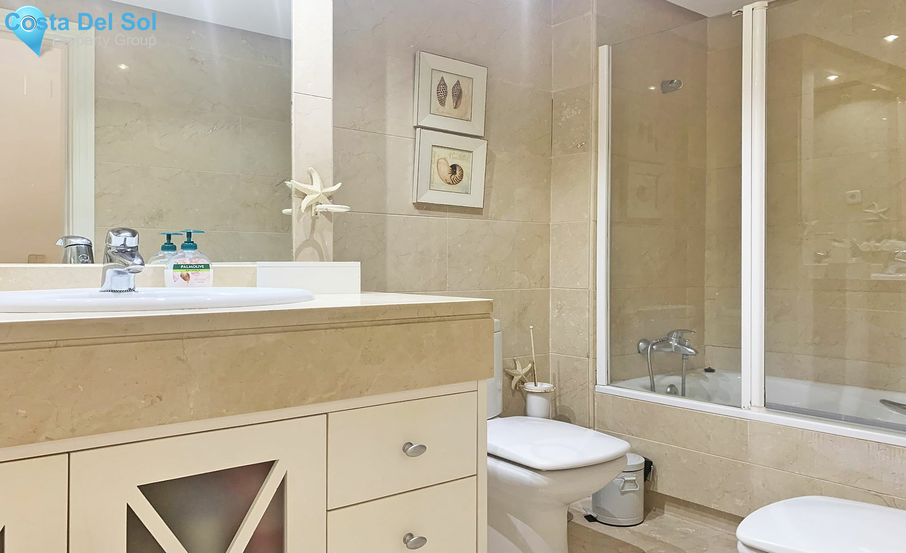 Middle Floor Apartment in Nueva Andalucía-1139099