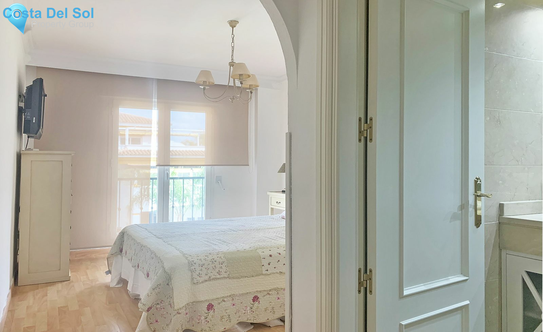 Middle Floor Apartment in Nueva Andalucía-1139101