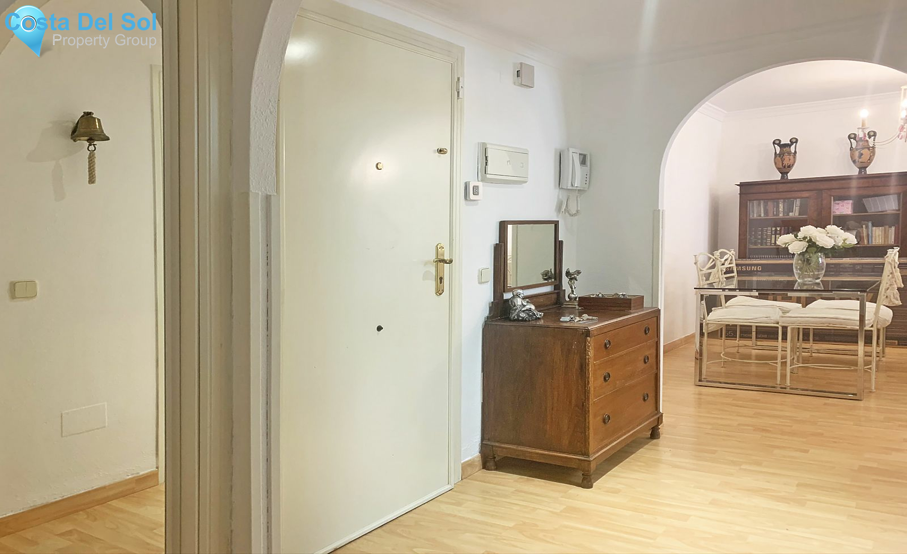 Middle Floor Apartment in Nueva Andalucía-1139103