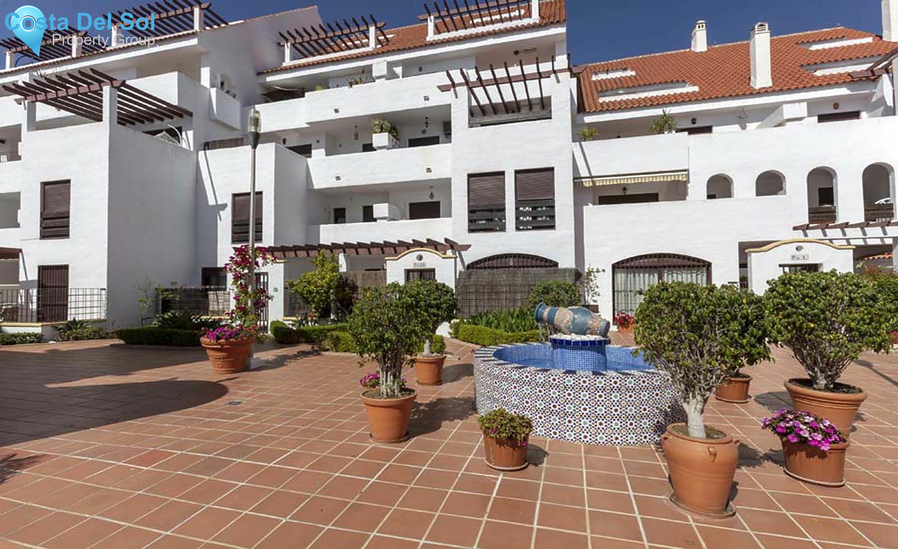 Middle Floor Apartment in Nueva Andalucía-1143627