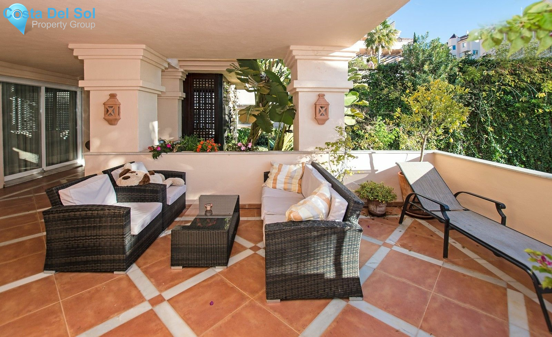 Middle Floor Apartment in Nueva Andalucía-1151984