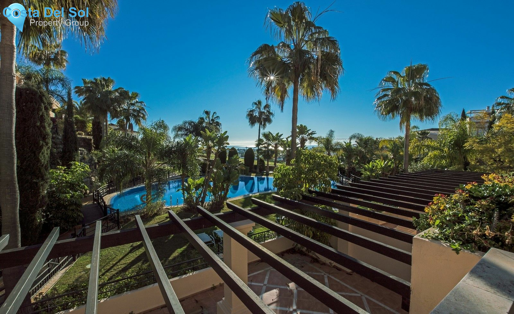 Middle Floor Apartment in Nueva Andalucía-1151993