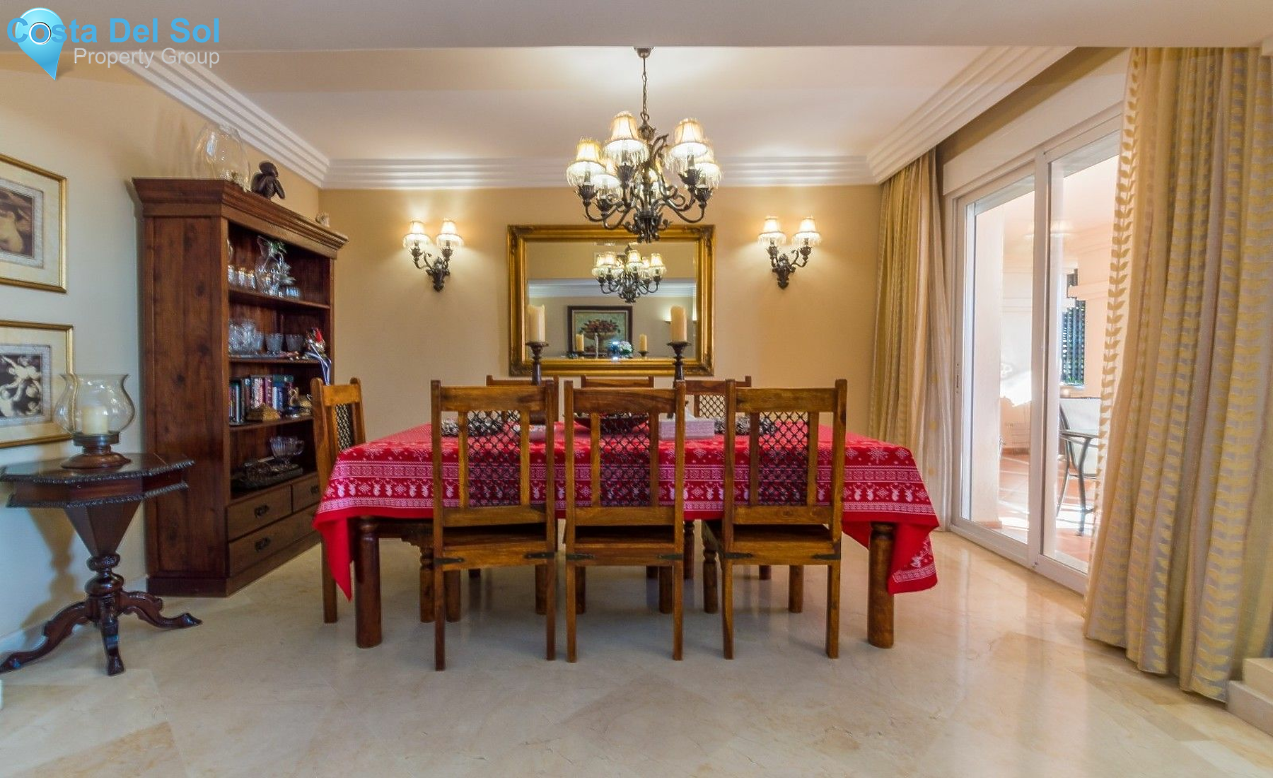Middle Floor Apartment in Nueva Andalucía-1151995