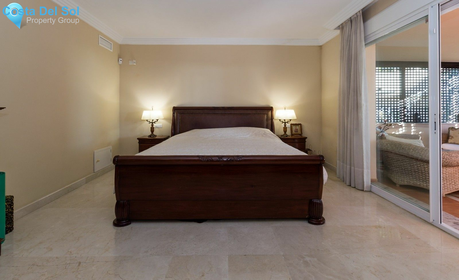 Middle Floor Apartment in Nueva Andalucía-1152001