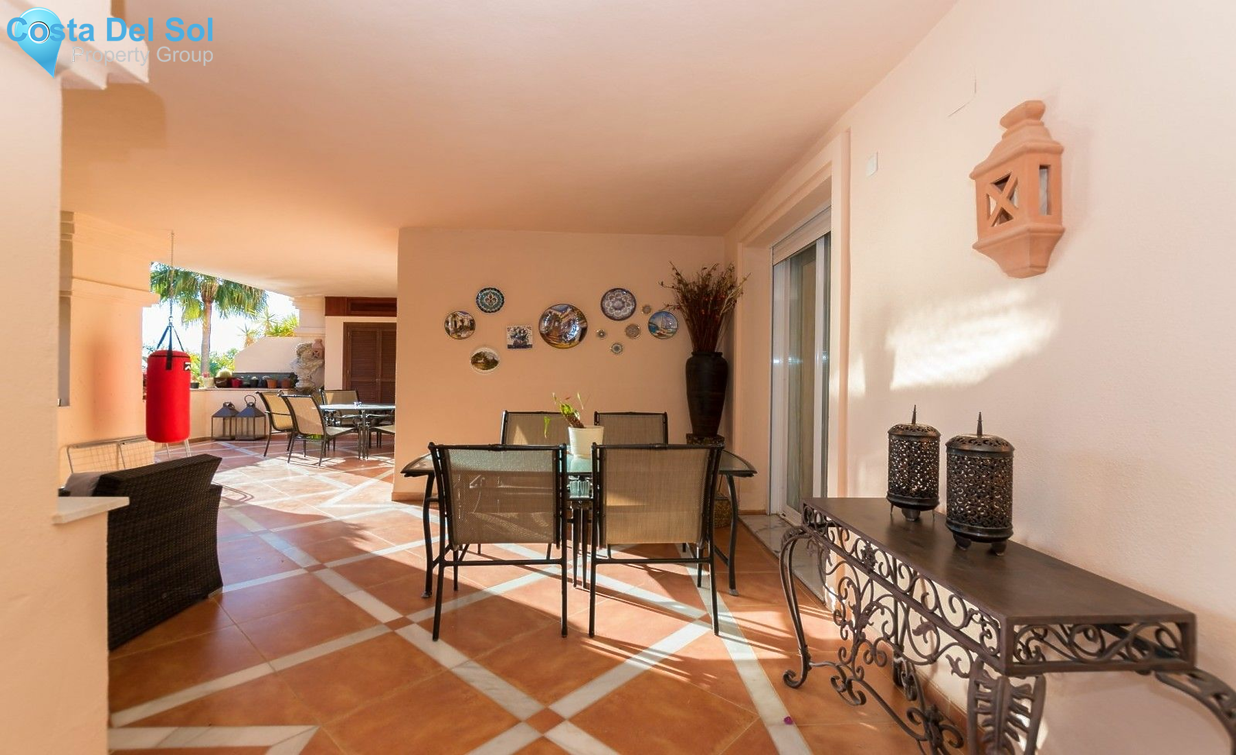Middle Floor Apartment in Nueva Andalucía-1151988