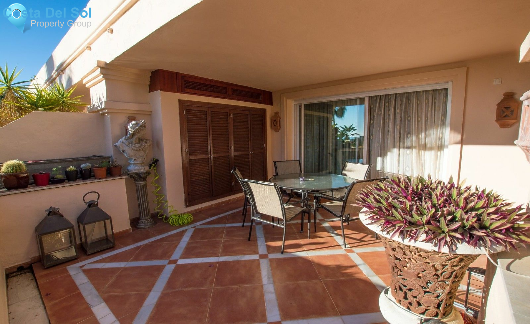 Middle Floor Apartment in Nueva Andalucía-1151990