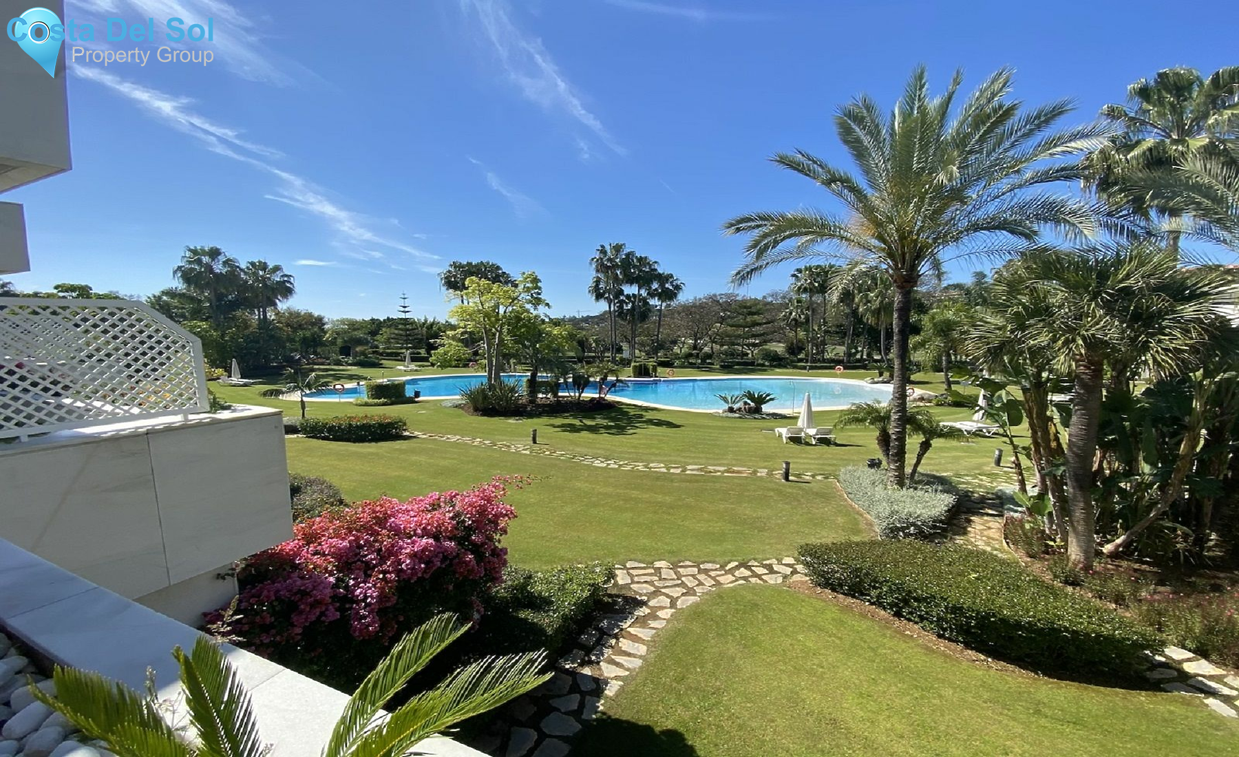 Middle Floor Apartment in Nueva Andalucía