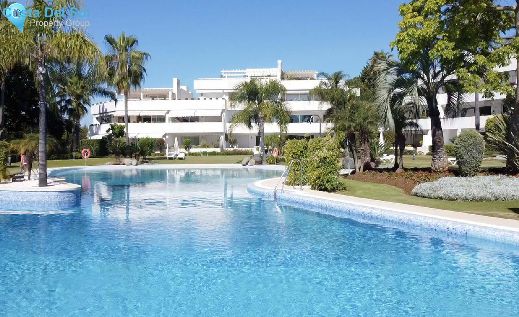 Middle Floor Apartment in Nueva Andalucía-1162119