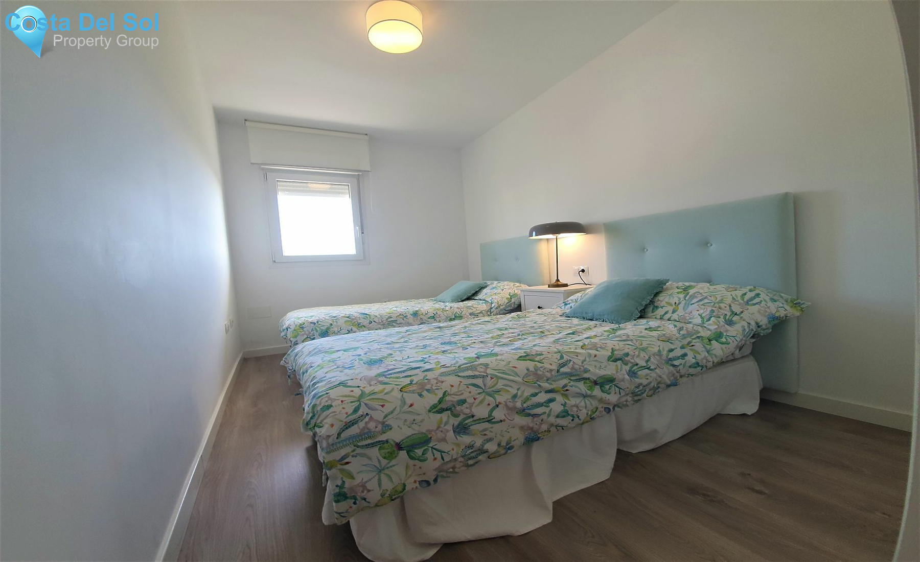 Middle Floor Apartment in Nueva Andalucía-1170572