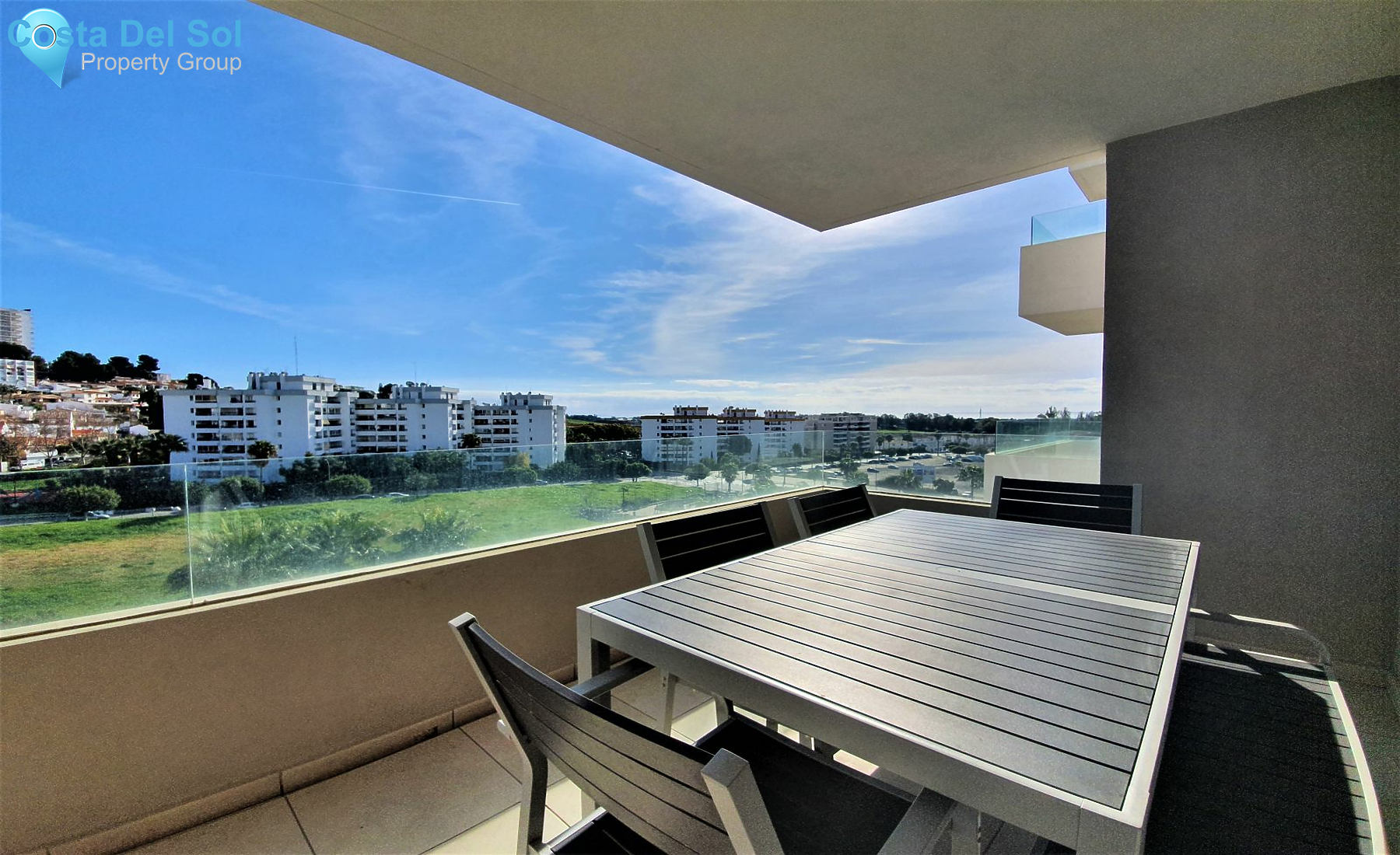 Middle Floor Apartment in Nueva Andalucía-1170564