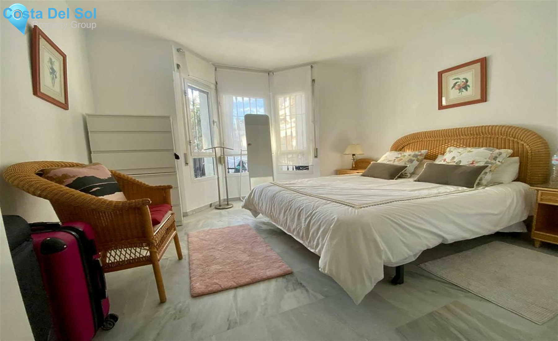 Middle Floor Apartment in Nueva Andalucía-1172190